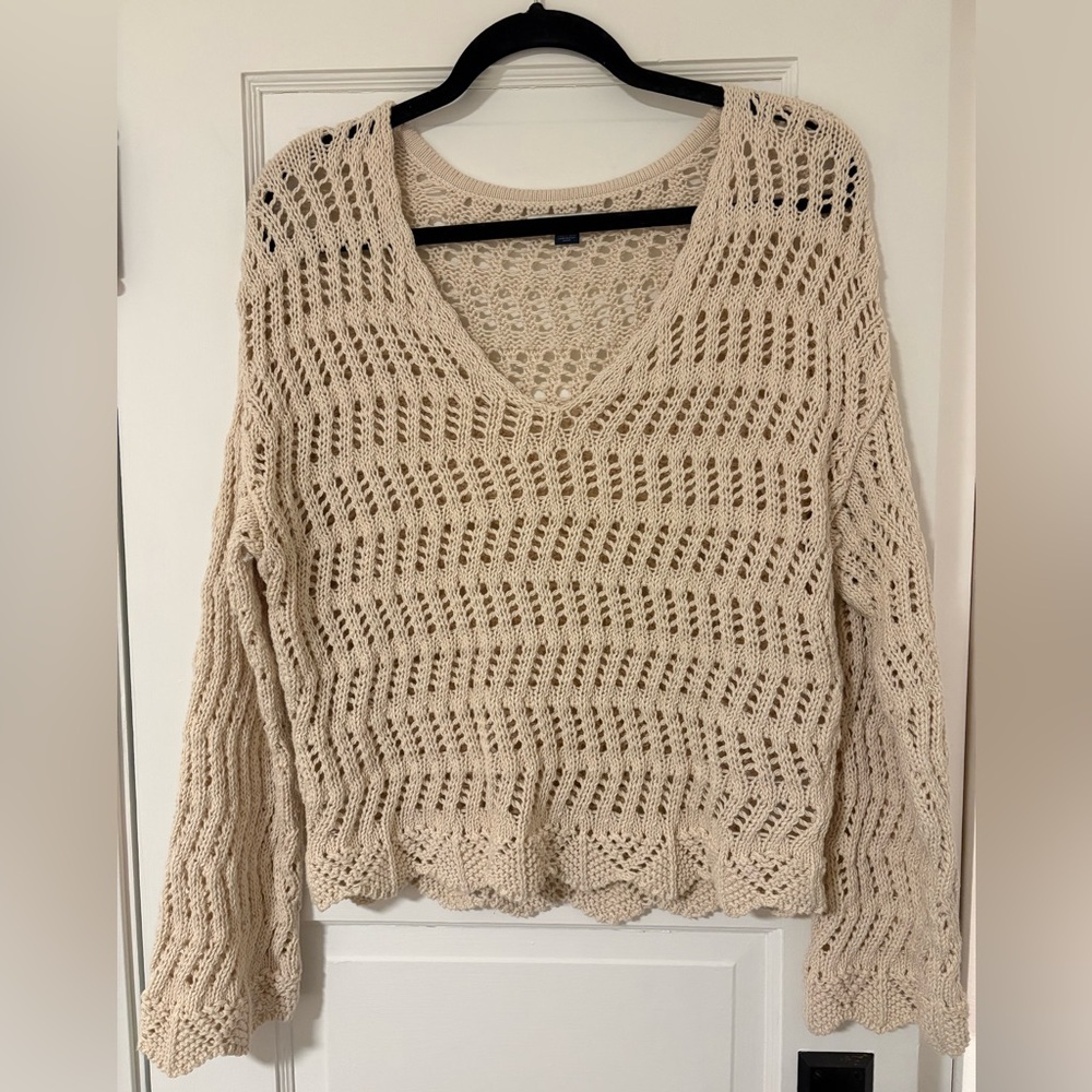 American Eagle Outfitters Beige V-Neck Sweater